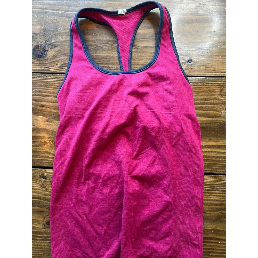 Lululemon Athletica Pink Racerback Tank Top with Built-in Shelf Bra Size 6